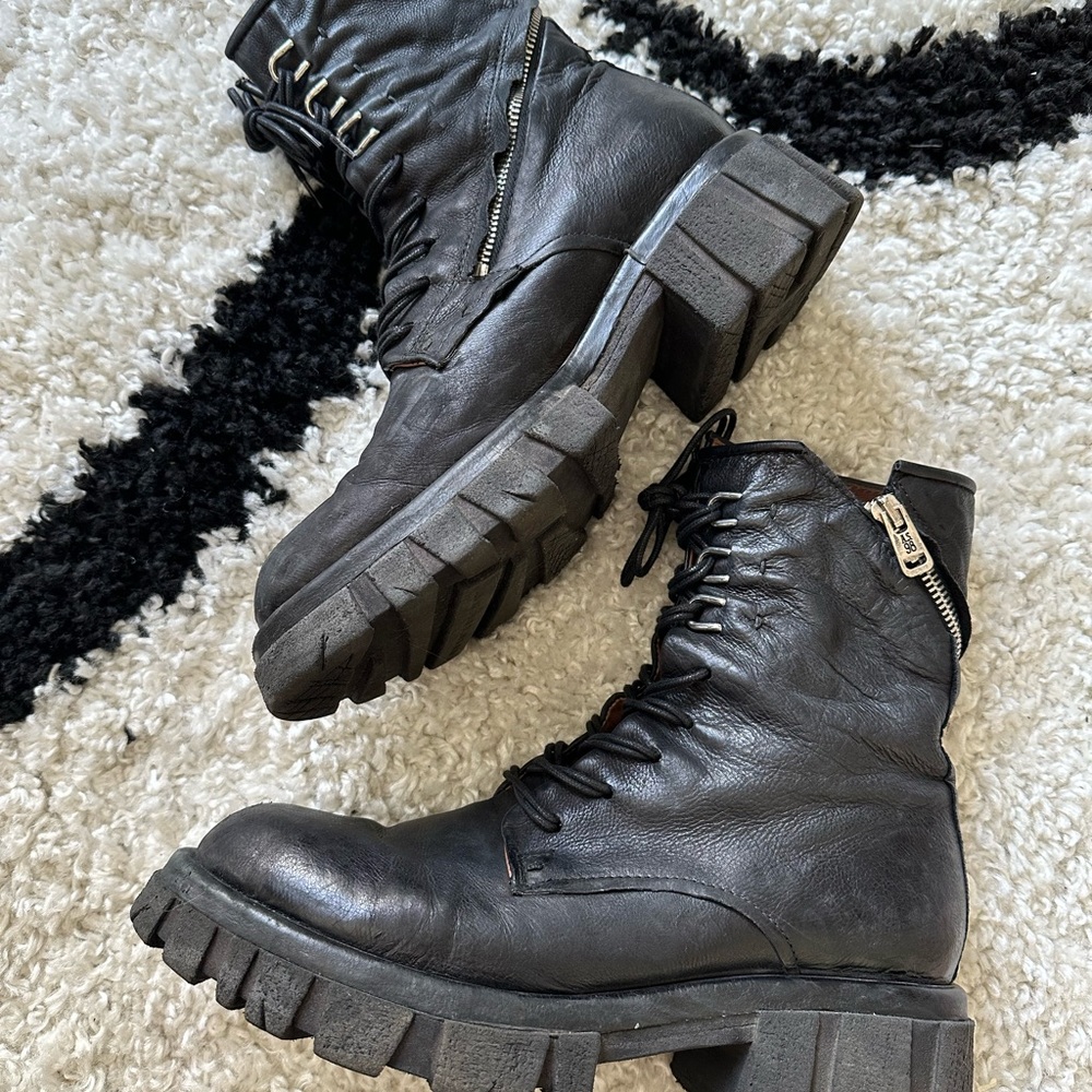A.S.98 Haider Combat Boots Size 40